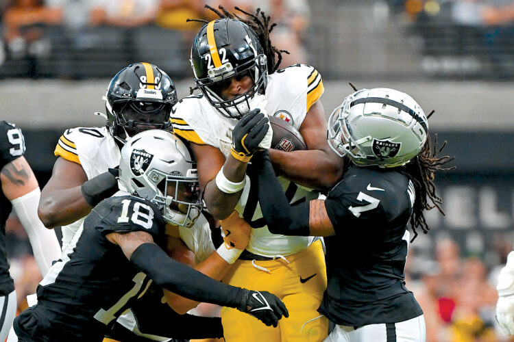 Steelers rely on Harris’ fury in victory over the Raiders